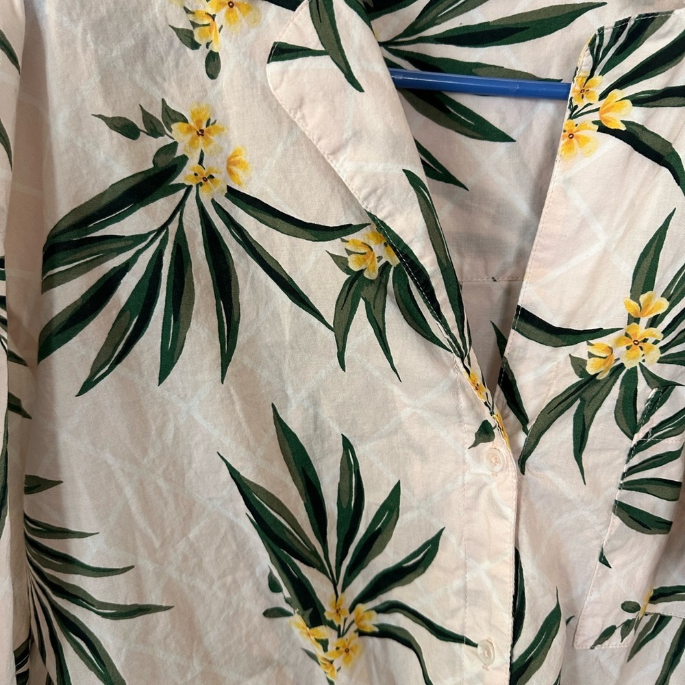 Old navy cotton Leaf Patterned Blouse, shorts, bralette - Picture 2 of 9